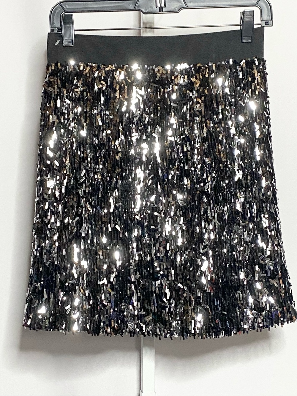 Stella & Dot Black and Silver Sequin Mini Skirt • M